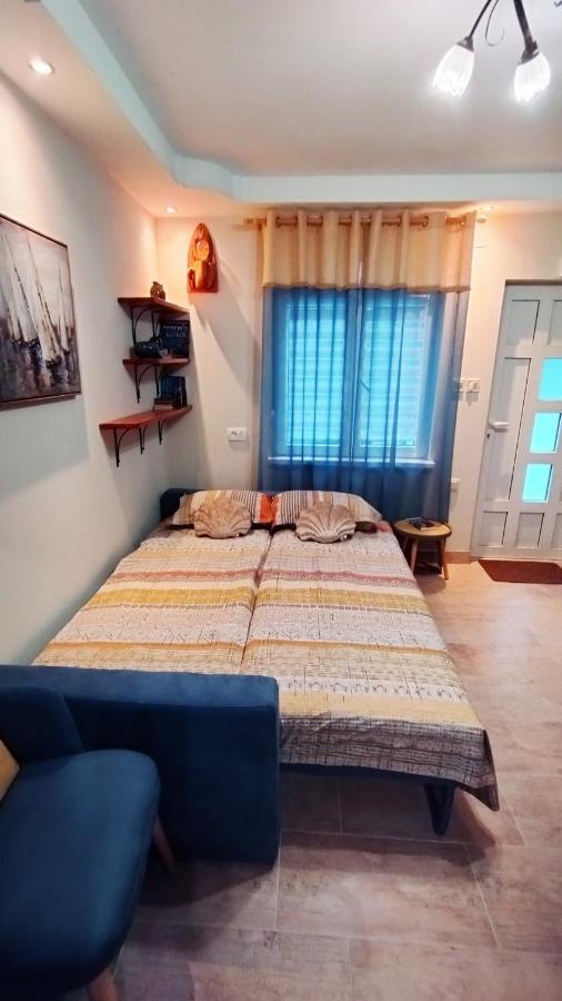 Apartments Aleksandra Risan Dış mekan fotoğraf