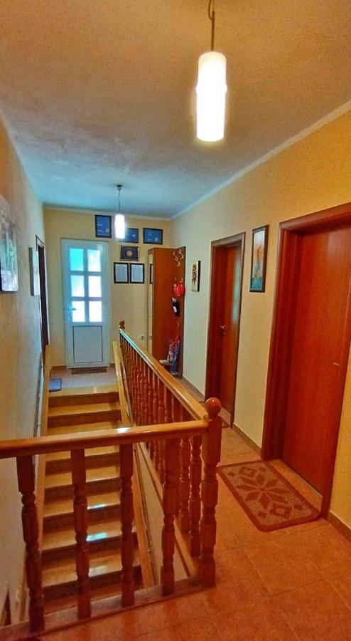 Apartments Aleksandra Risan Dış mekan fotoğraf